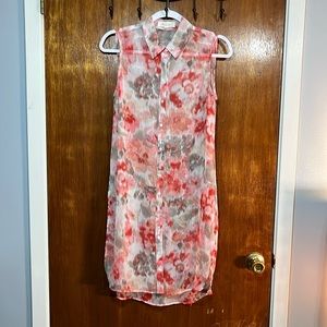 Two by Vince Camuto Long Sheer Sleeveless Blouse Pink & Gray Floral Design Small
